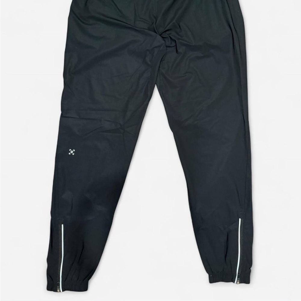 SOLD** Lululemon Surge Jogger Men’s Size M (2019 better fabric) - No flaws
